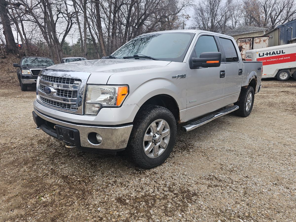 2013 Ford F-150 XLT 4x4 SuperCrew 145-in's photo