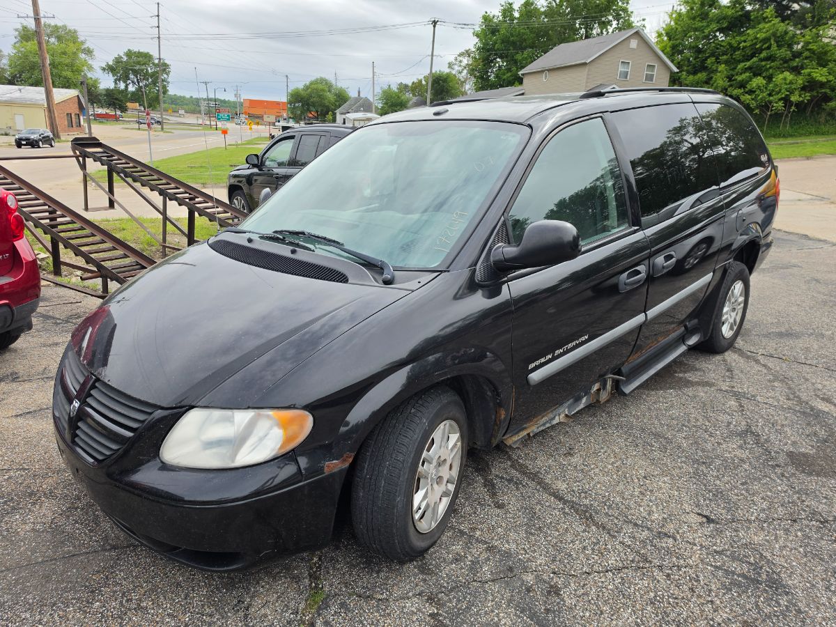 2007 Dodge Grand Caravan SE's photo